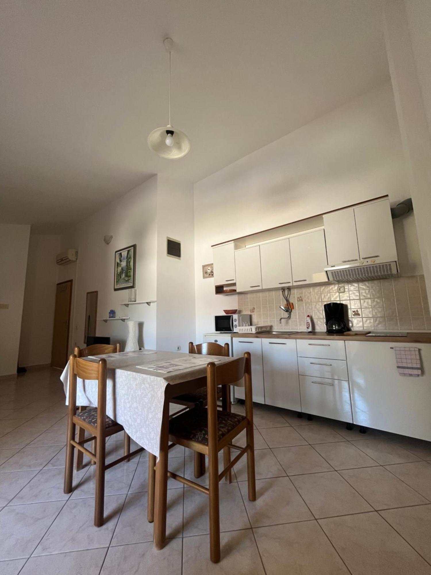 Apartments And Rooms Markovski Palit エクステリア 写真