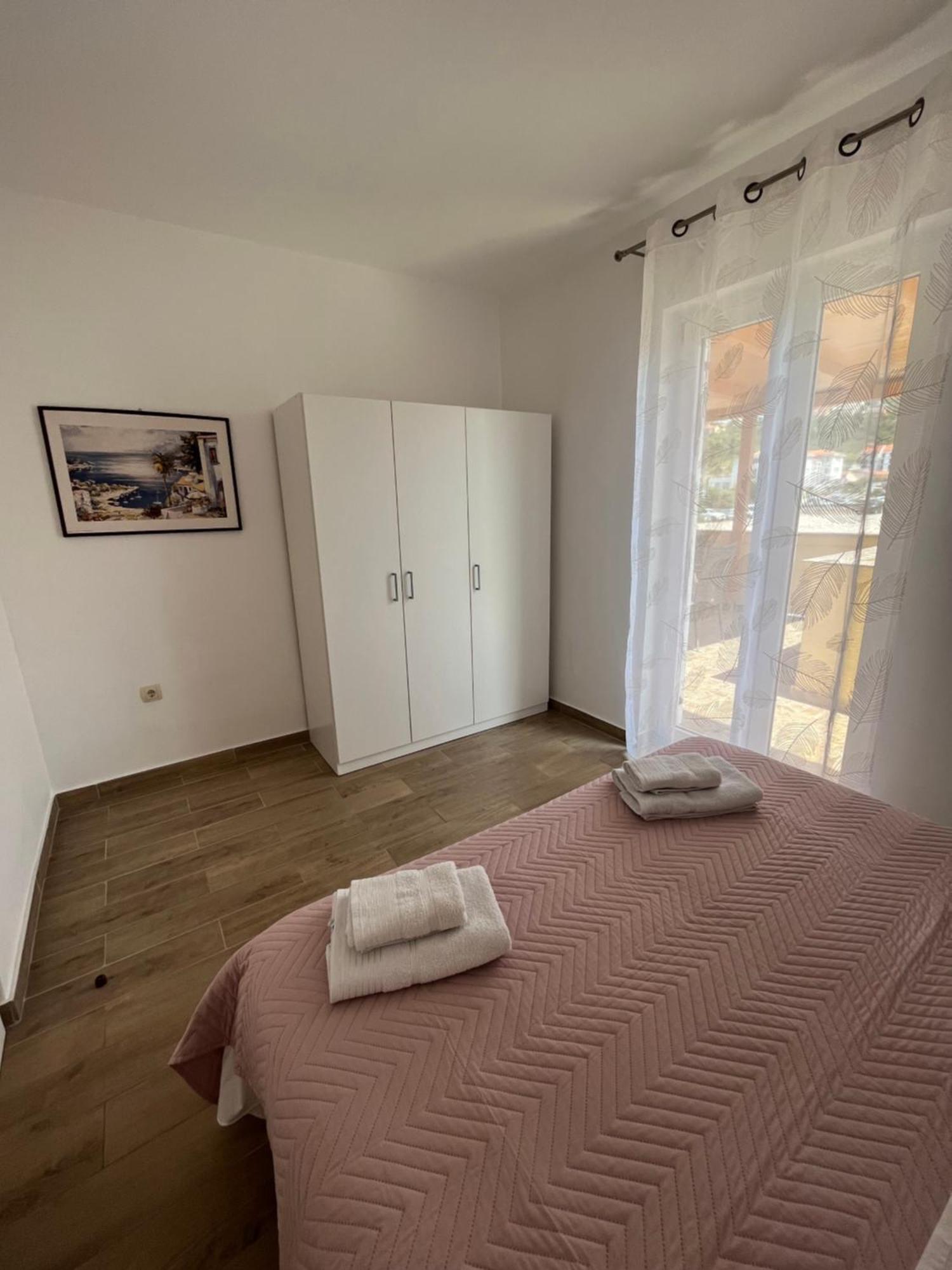 Apartments And Rooms Markovski Palit エクステリア 写真